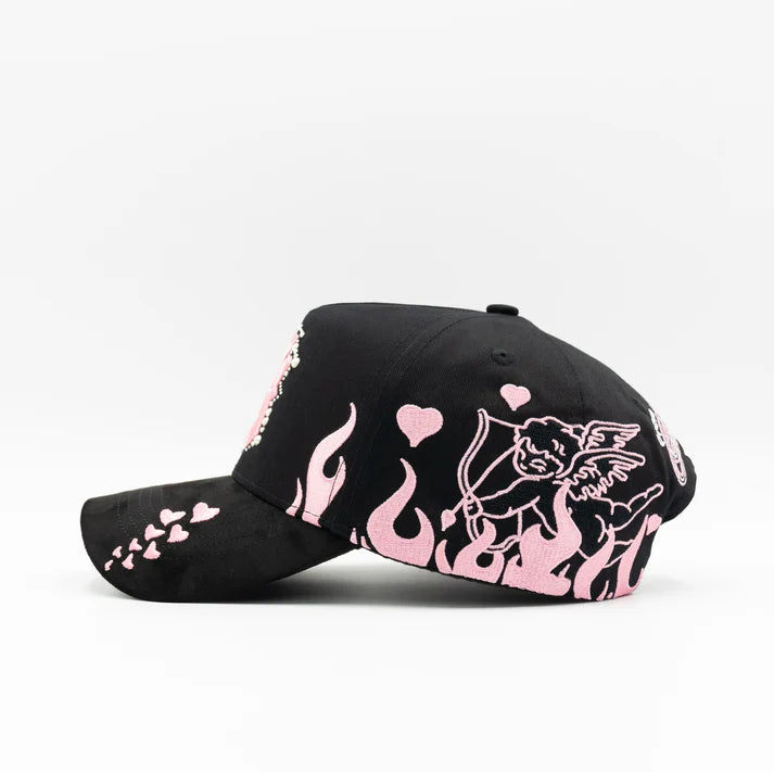 31 HATS NY PEARLS IN LOVE