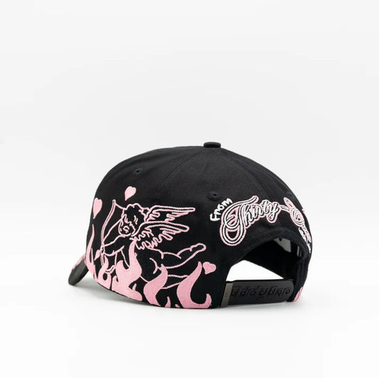 31 HATS NY PEARLS IN LOVE